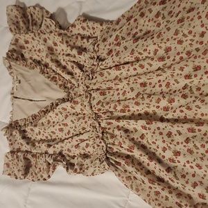 Floral, ruffle sleeve top